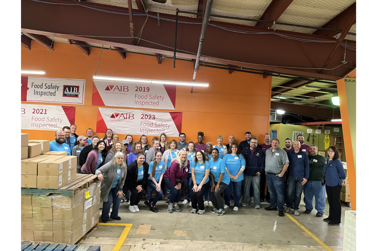 Everwise CU- Day of Giving group photo