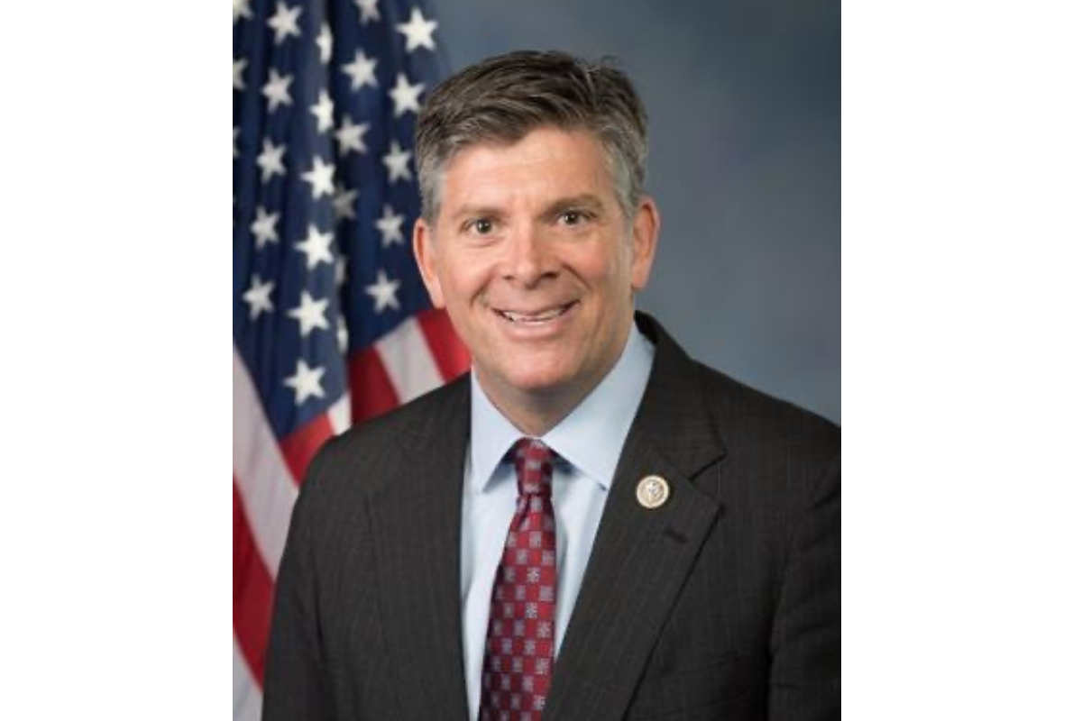 photo of Congressman Darin LaHood (R-IL-16)