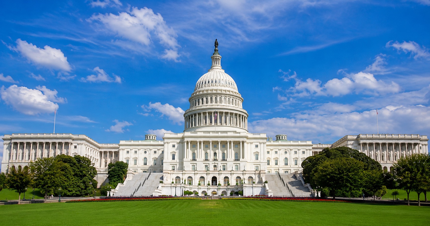 horizontal image of us capital building